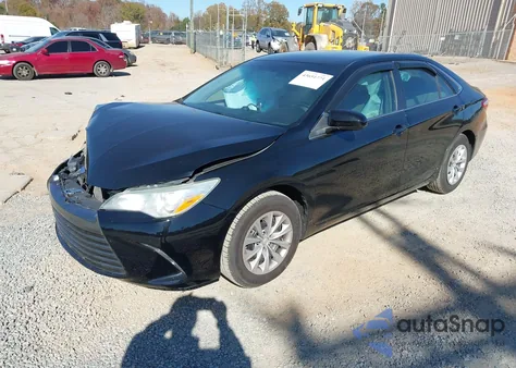 2015 Toyota Camry Se z USA, uszkodzony, nr VIN 04T1BF1FK7FU90279